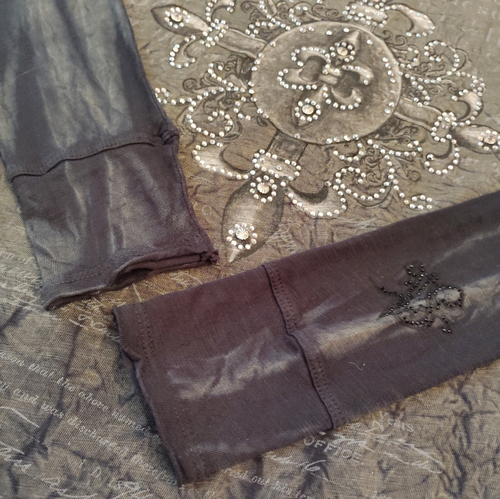 Y2K VELVET STONE ACID WASH TOP LONG SLEEVE EMBELLISHED FLEUR DE LIS BLING SMALL - Picture 7 of 10
